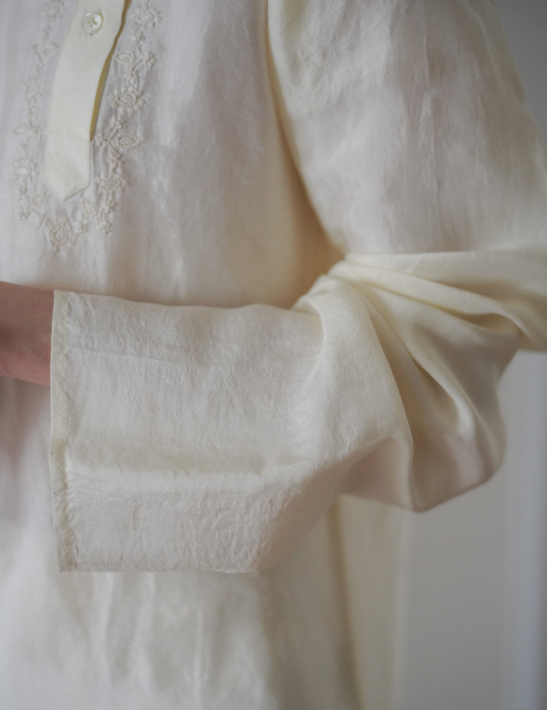 Rubia & Neel | VITA Blouse・Ivory