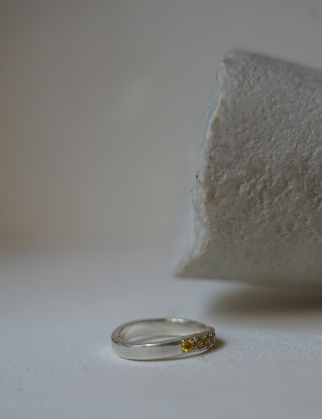 KATARZYNA CICHY | Cosmos Yellow Diamond Ring