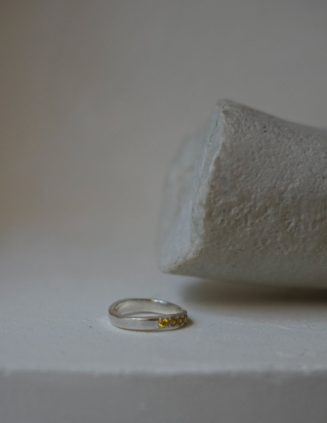 KATARZYNA CICHY | Cosmos Yellow Diamond Ring