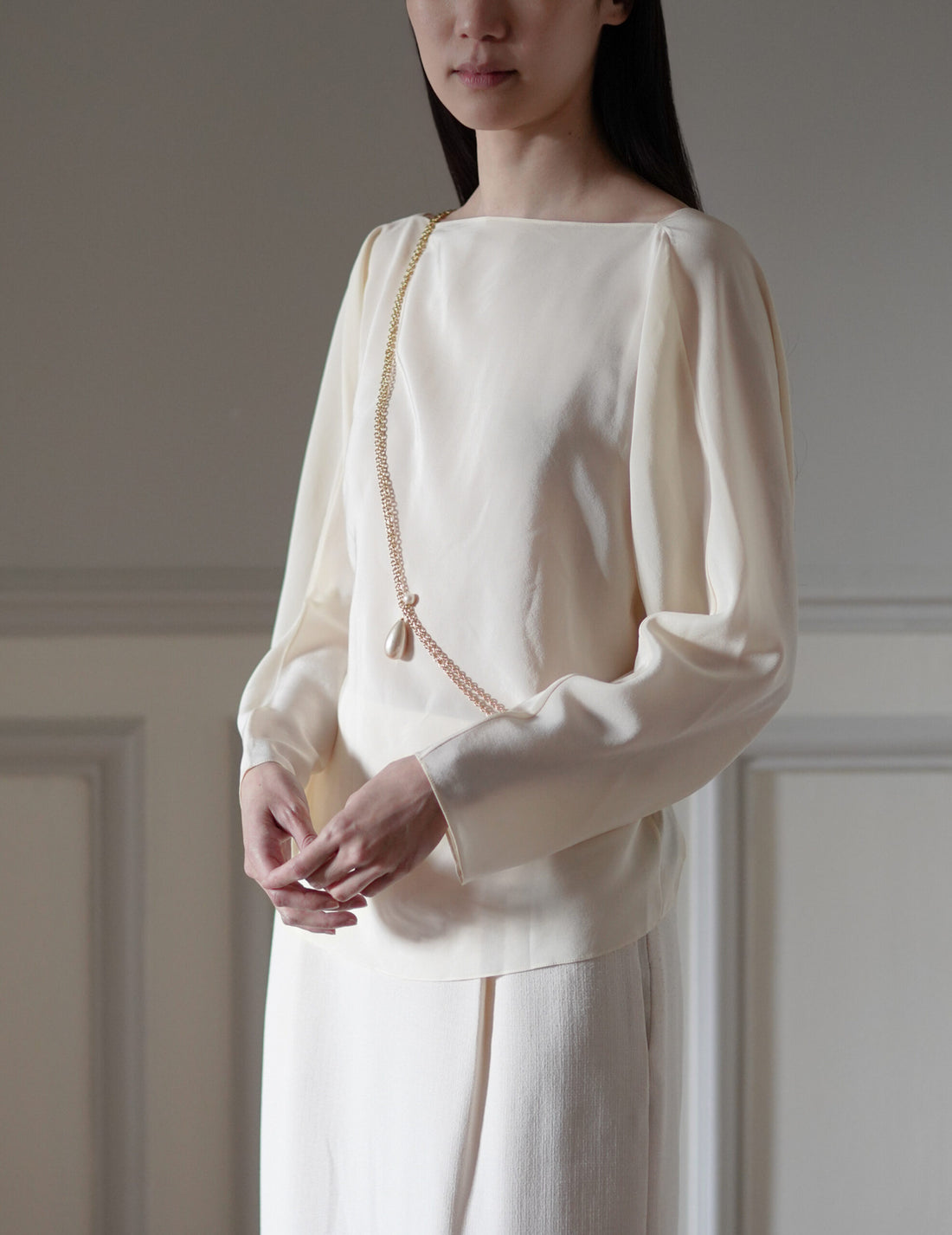 BEATRIZ PALACIOS | Pearl Body Chain