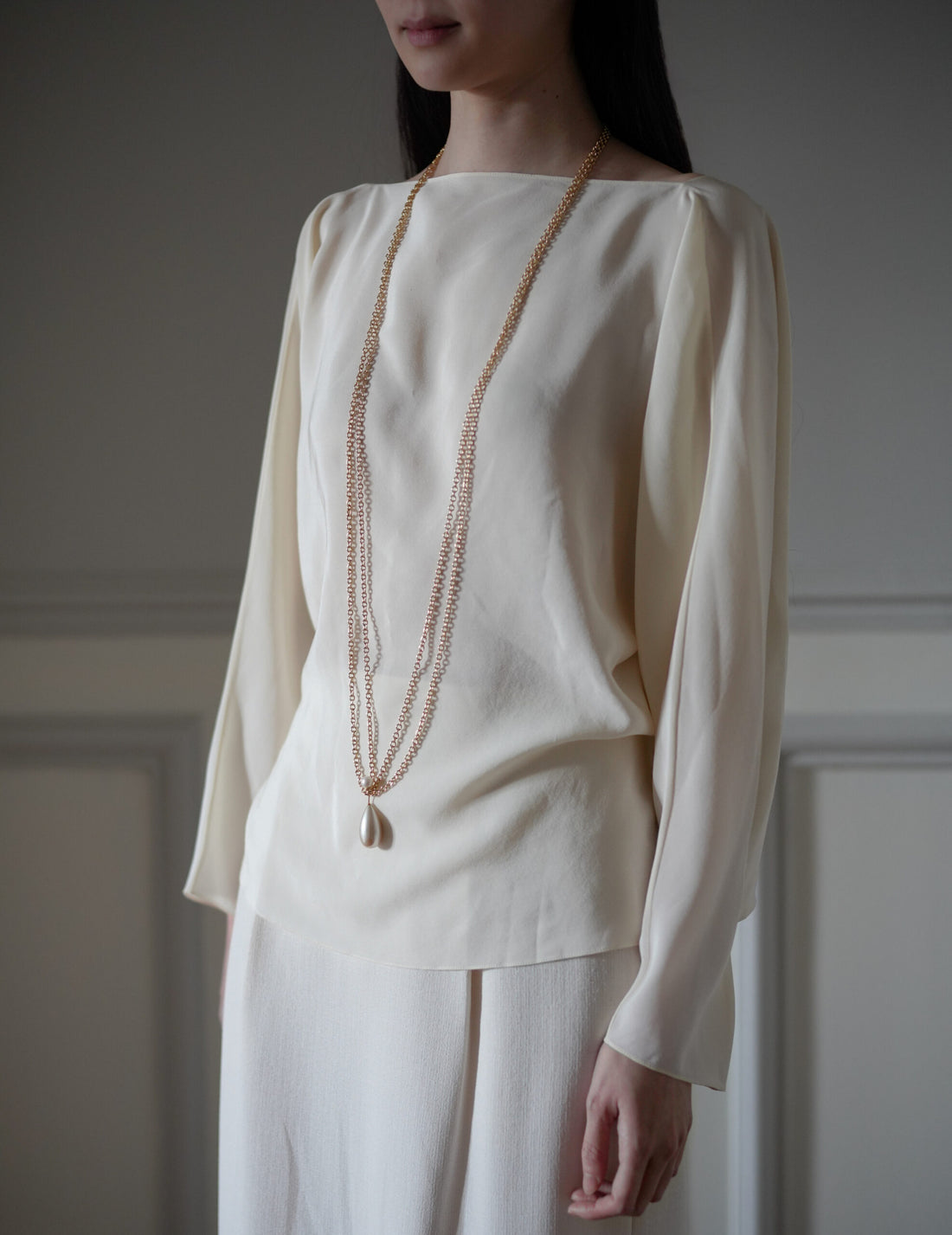 BEATRIZ PALACIOS | Pearl Body Chain