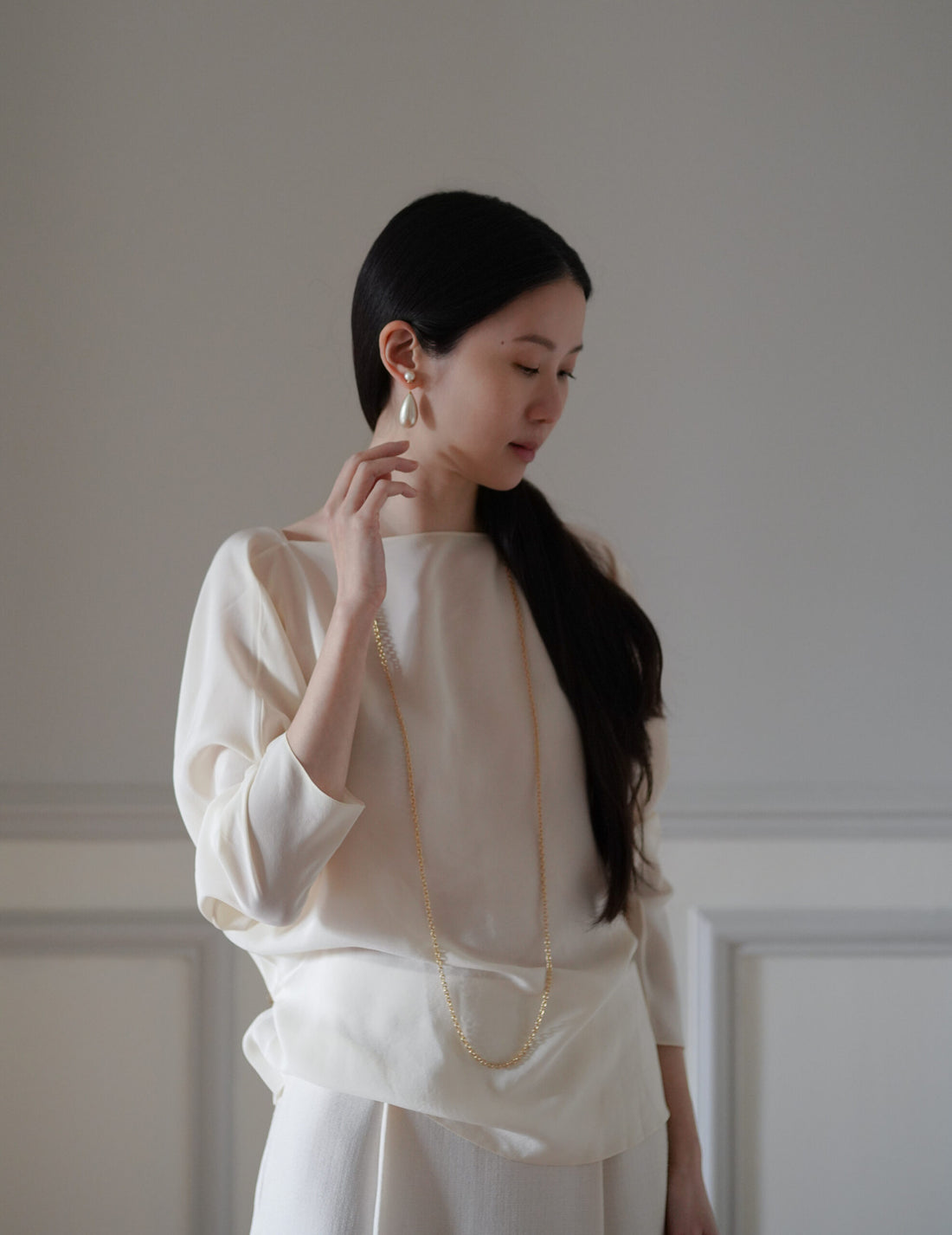 BEATRIZ PALACIOS | Pearl Body Chain