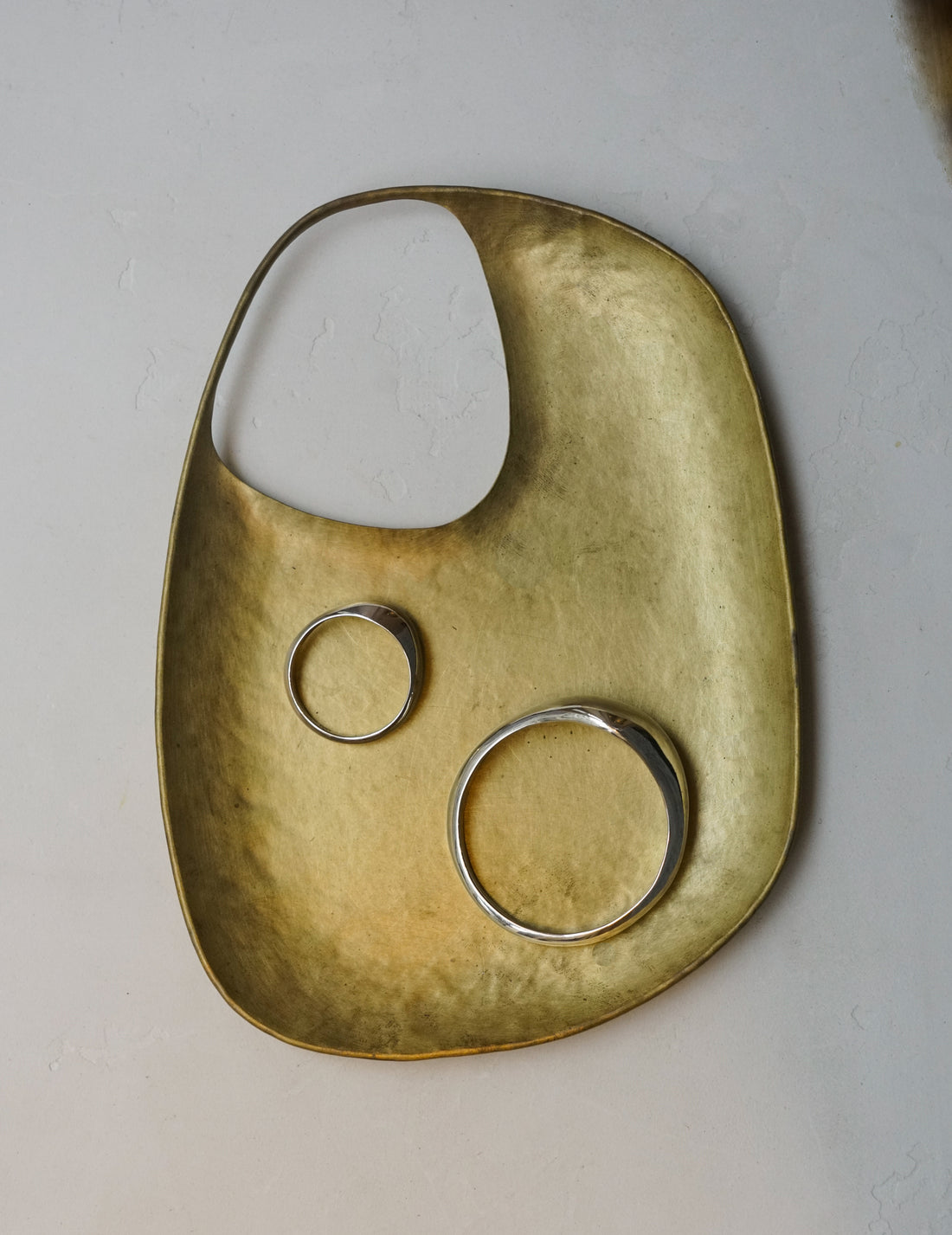 KATARZYNA CICHY | Delos Scarf Ring・Small