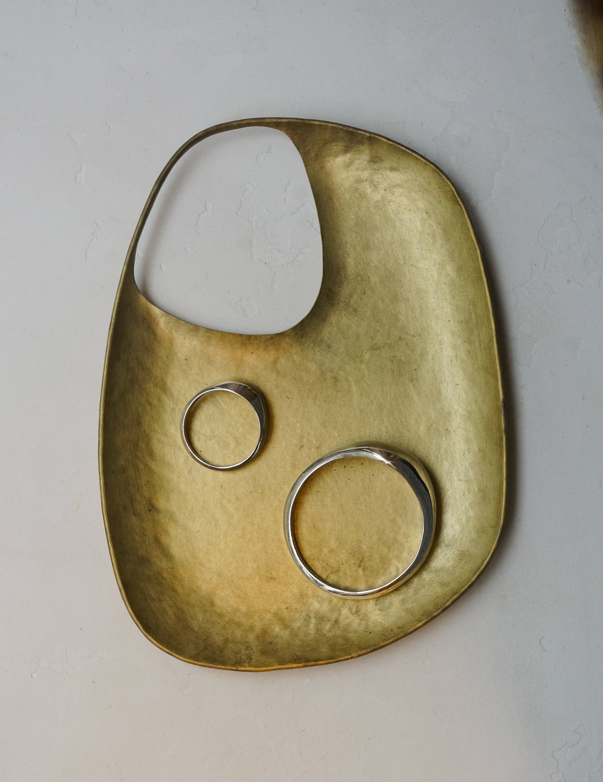 KATARZYNA CICHY | Delos Scarf Ring・Small