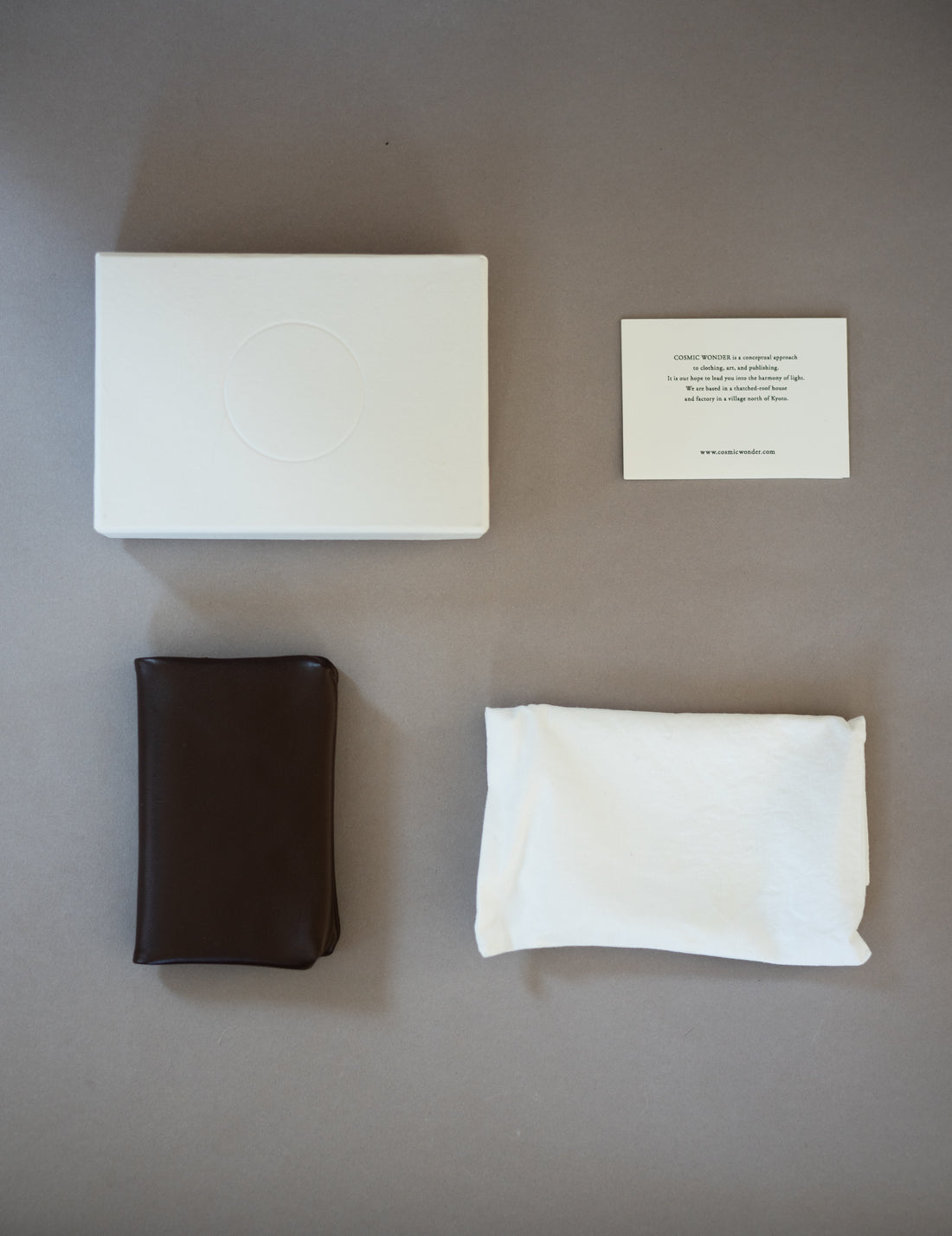 COSMIC WONDER |  Light leather card case・Brown