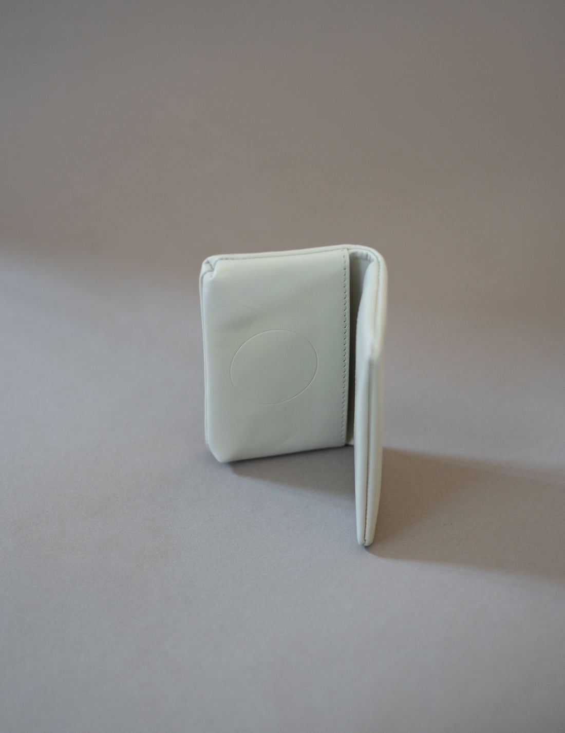 COSMIC WONDER |  Light leather card case・Grey