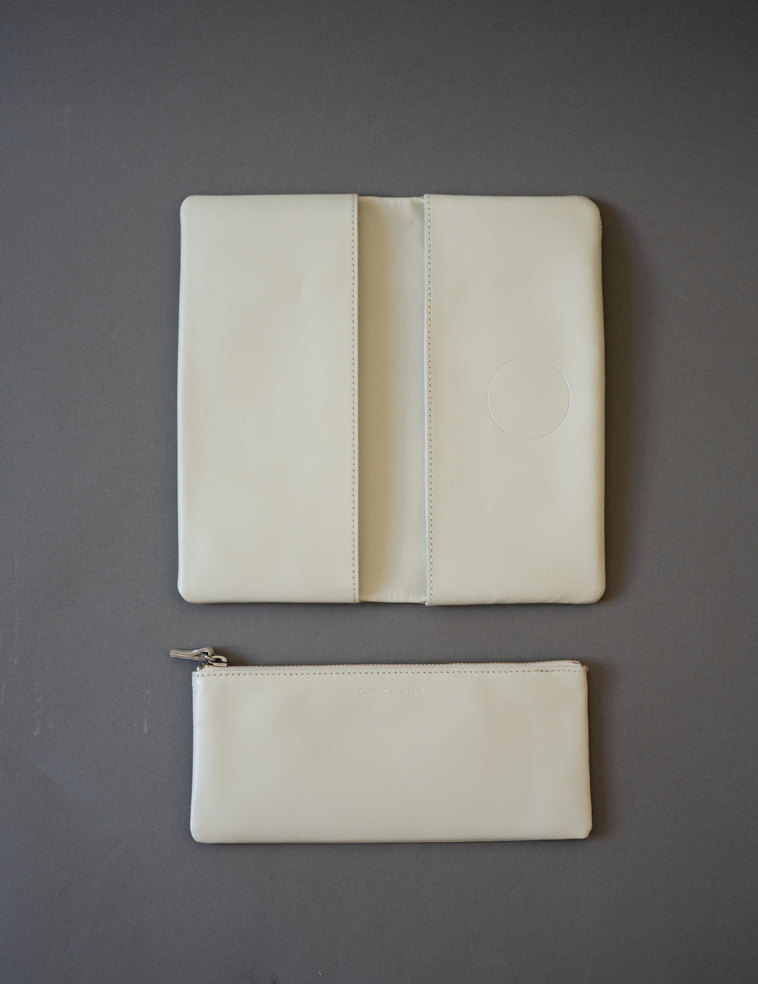 COSMIC WONDER |  Light leather wallet・Grey