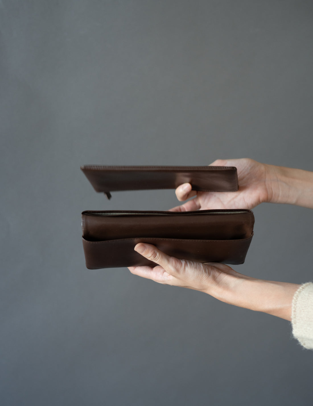 COSMIC WONDER |  Light leather wallet・Brown