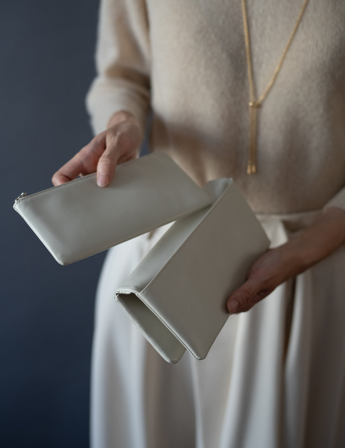 COSMIC WONDER |  Light leather wallet・Grey