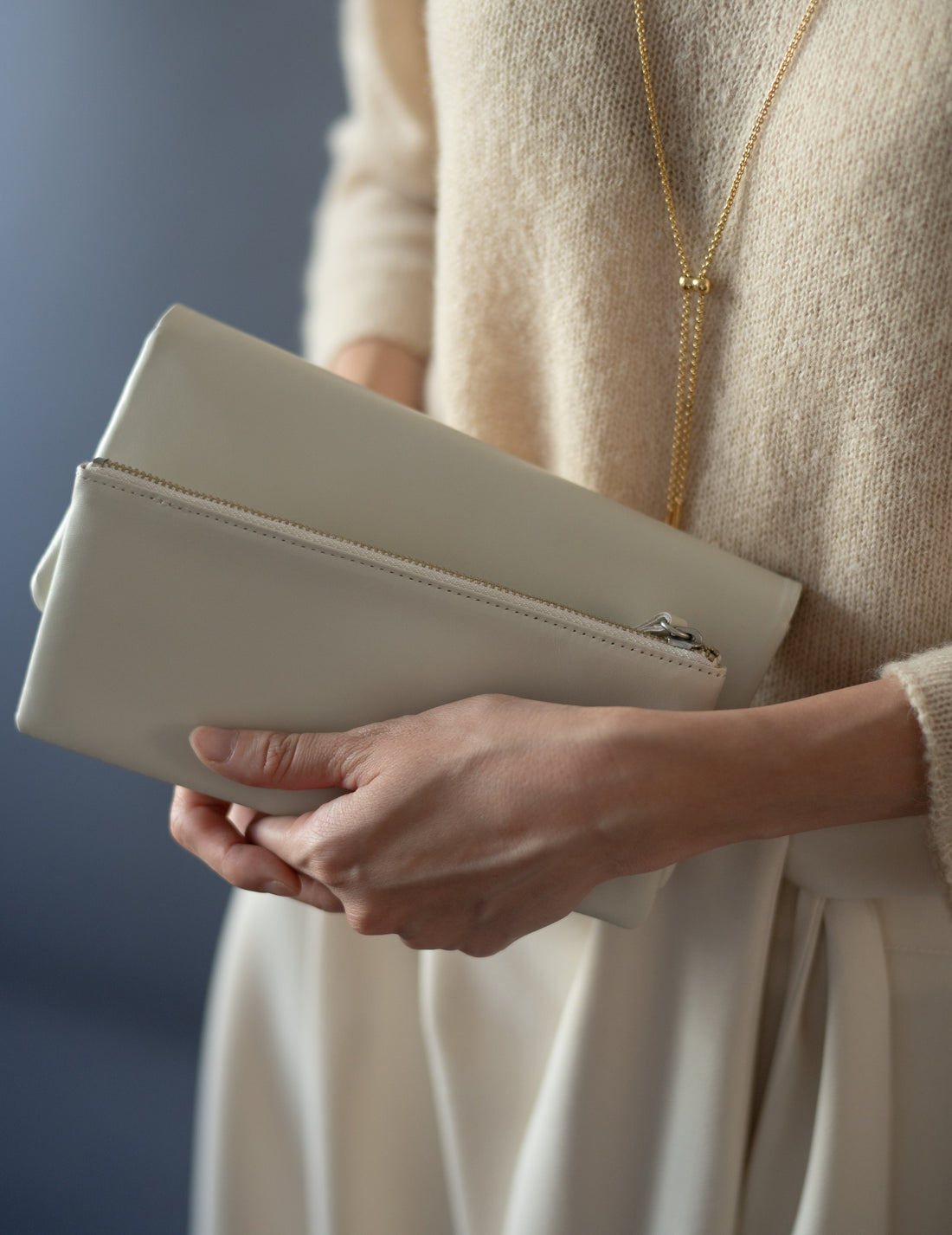 COSMIC WONDER |  Light leather wallet・Grey