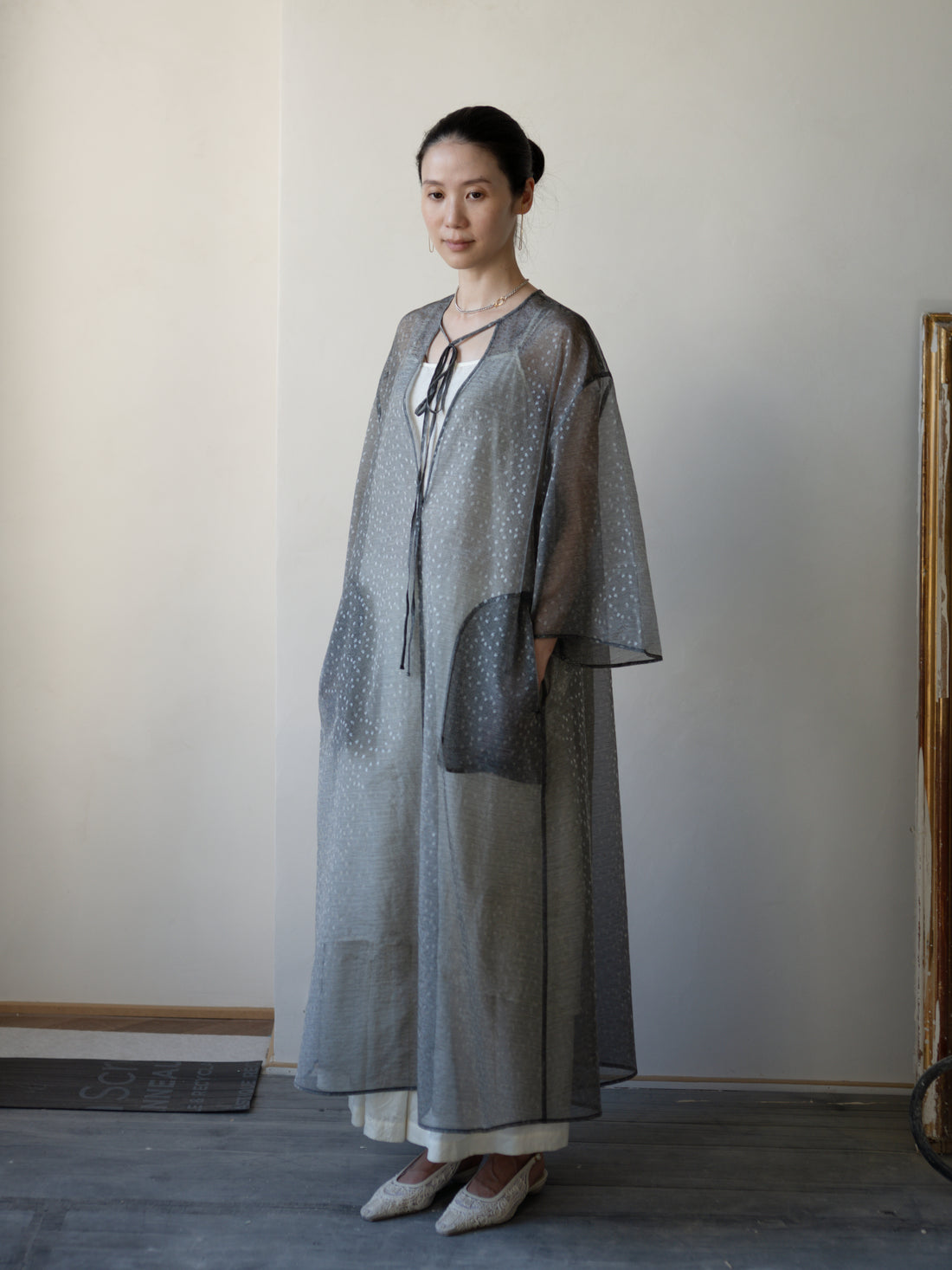 Floral Jacquard Sheer Dress・Black