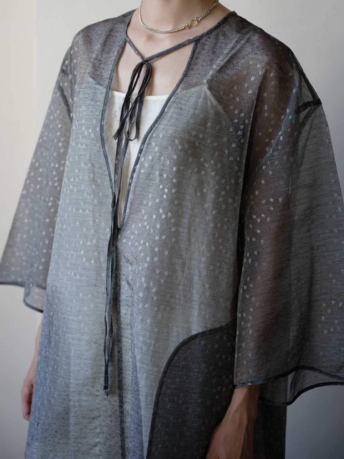 Floral Jacquard Sheer Dress・Black