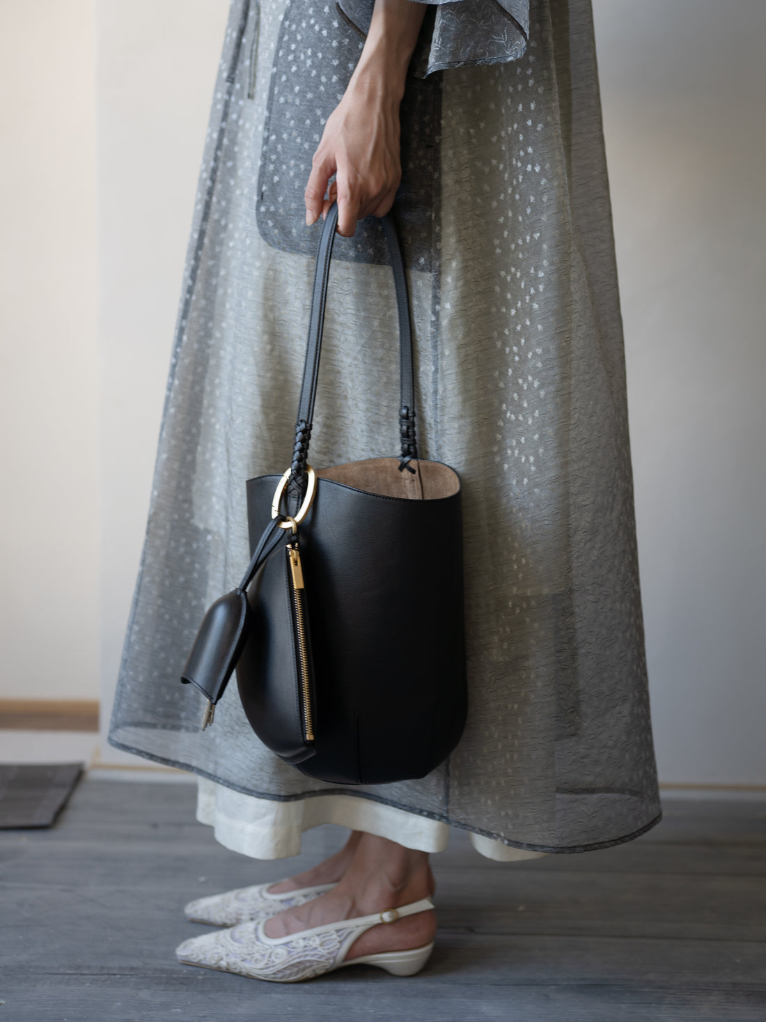 Mame Kurogouchi × Tsuchiya Kaban Monogram 3D Leather Pouch・Black