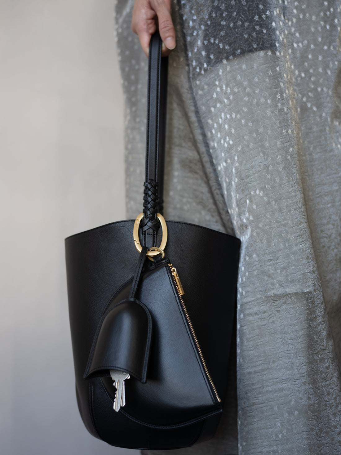 Mame Kurogouchi × Tsuchiya Kaban Monogram 3D Leather Pouch・Black