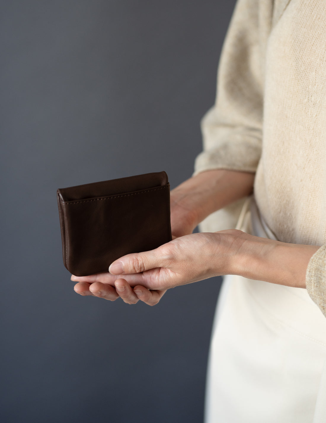 COSMIC WONDER |  Light leather coin case・Brown