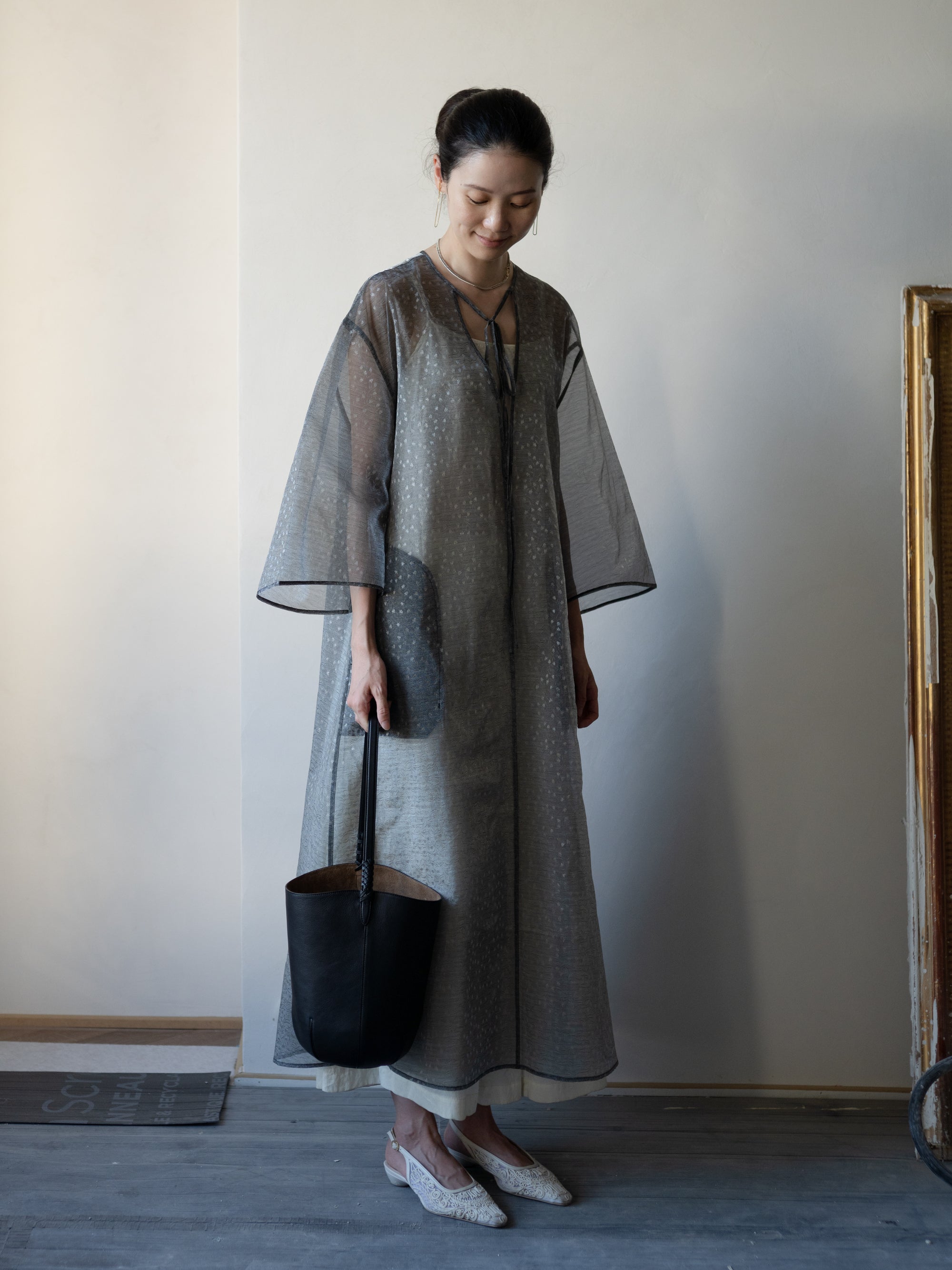 Floral Jacquard Sheer Dress・Black