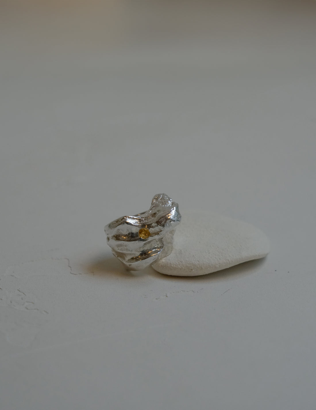 KATARZYNA CICHY | Ascent Yellow Sapphire Ring