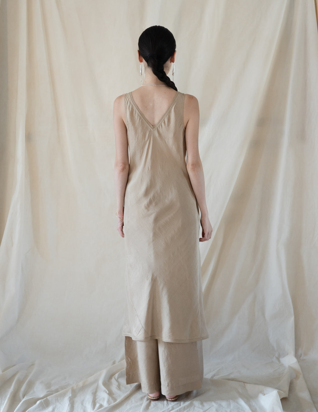 Rubia & Neel | DAPHNE LONG SLIPDRESS・Gold