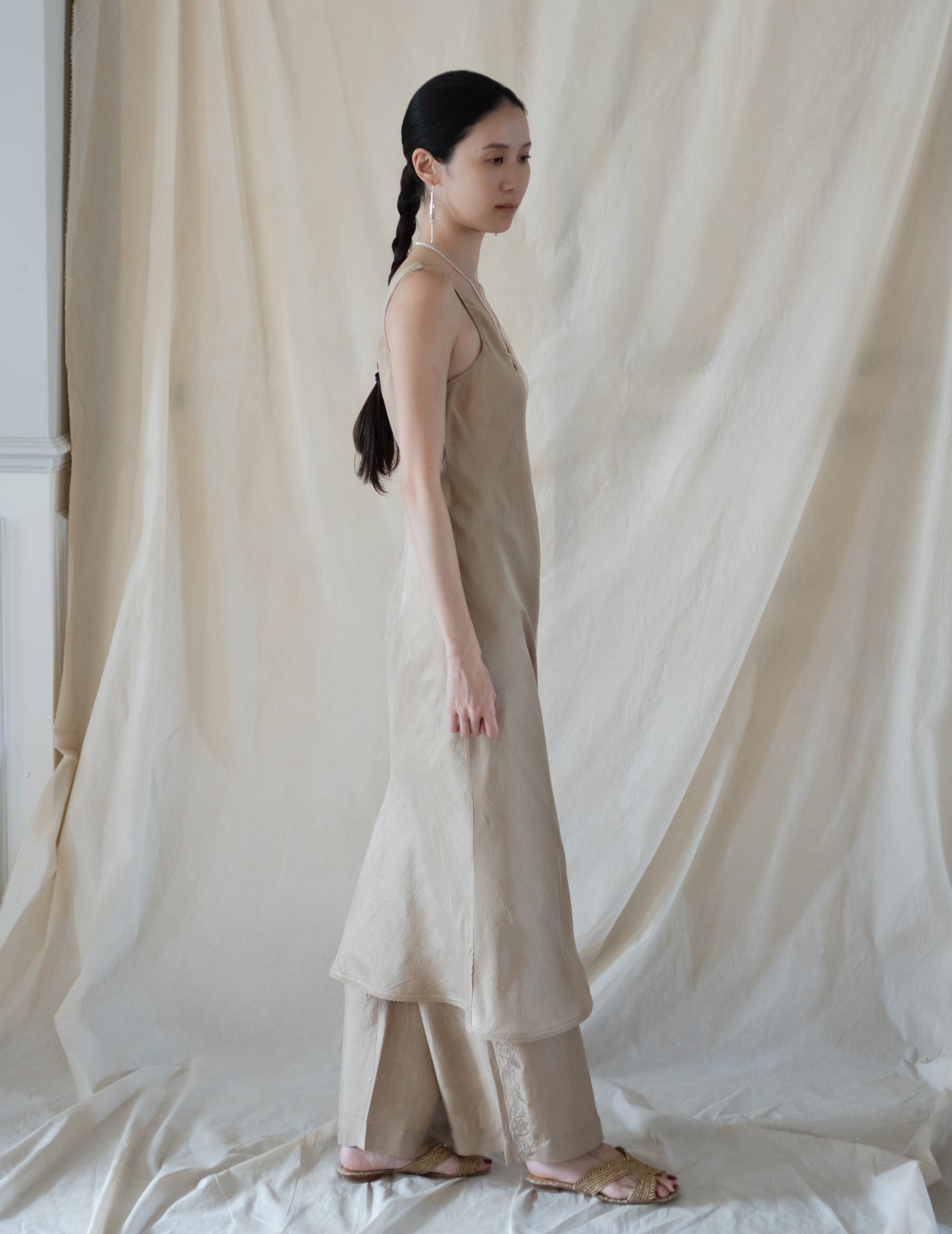 DAPHNE LONG SLIPDRESS・Gold