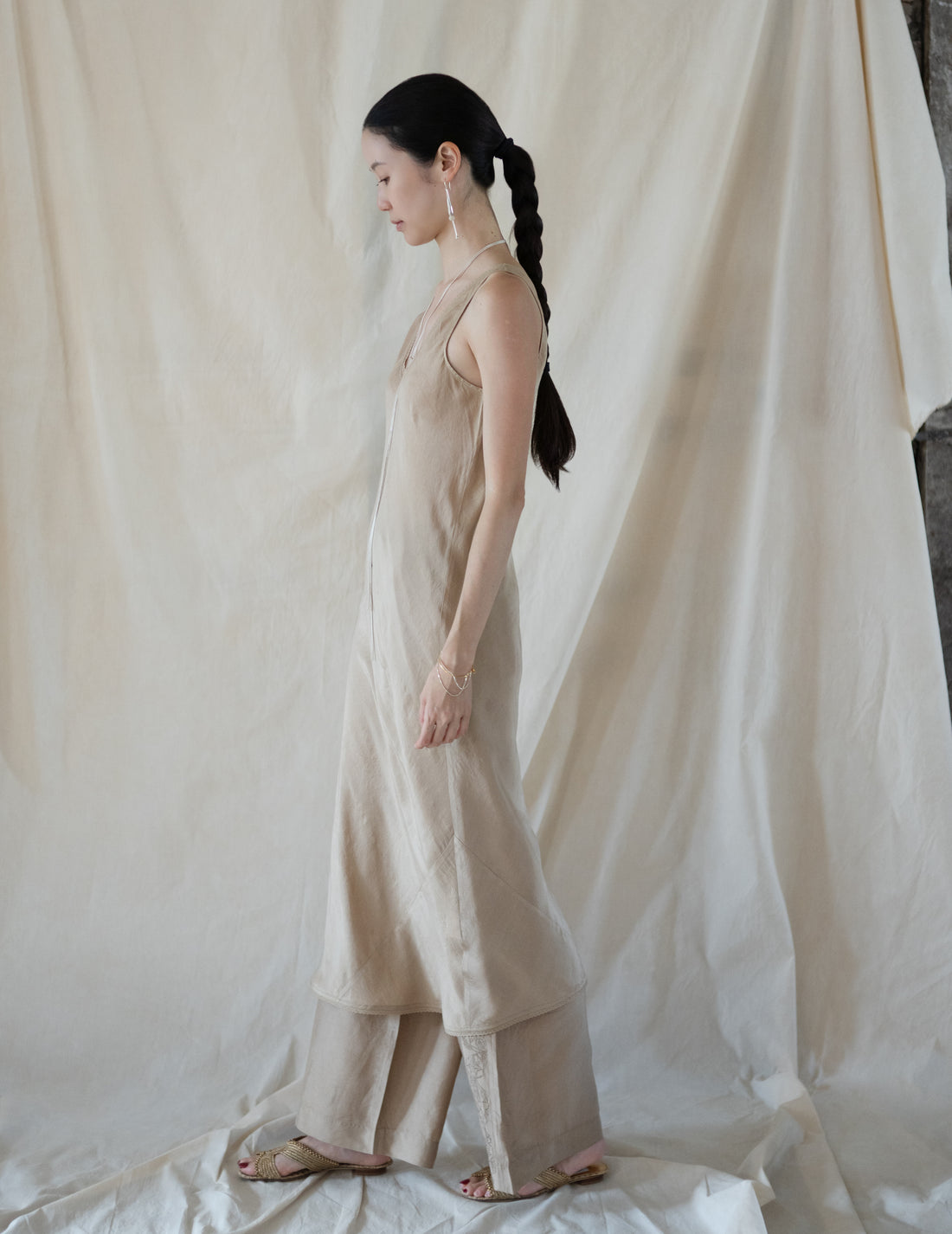 Rubia & Neel | DAPHNE LONG SLIPDRESS・Gold