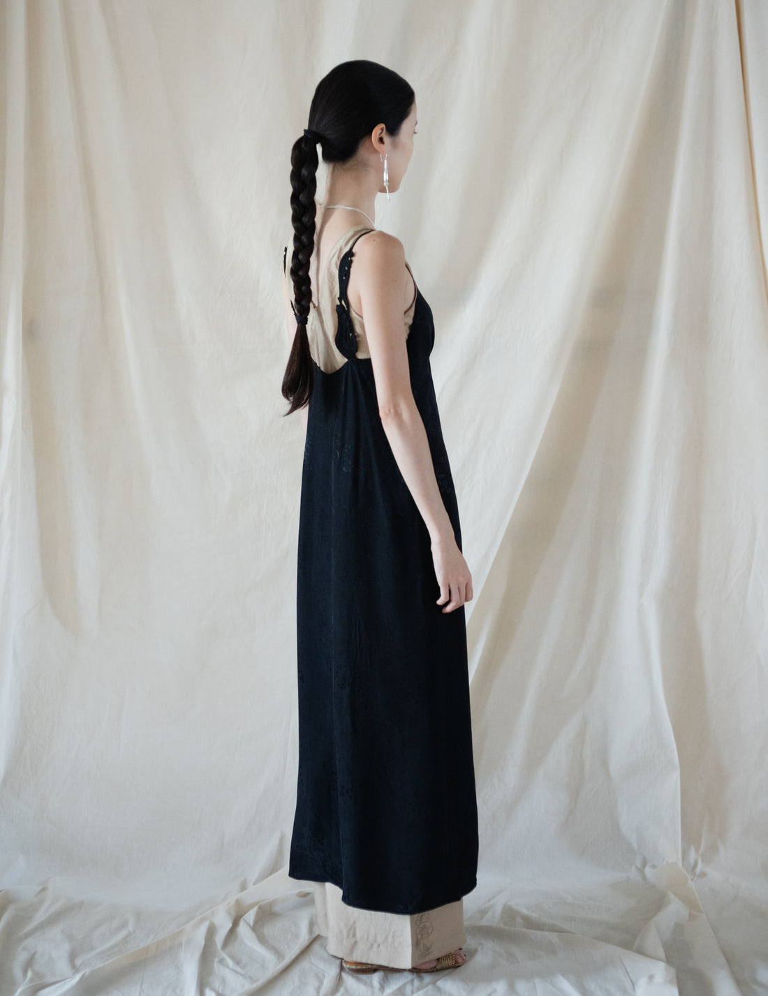 Rubia & Neel | DAPHNE LONG SLIPDRESS・Gold