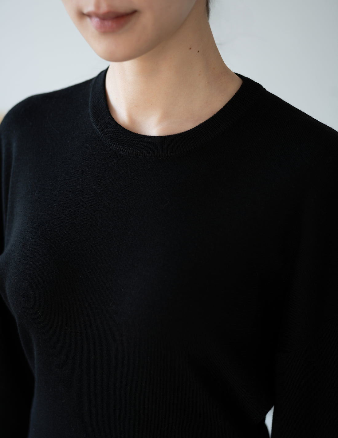 KAMA Merino Wool Top・Black