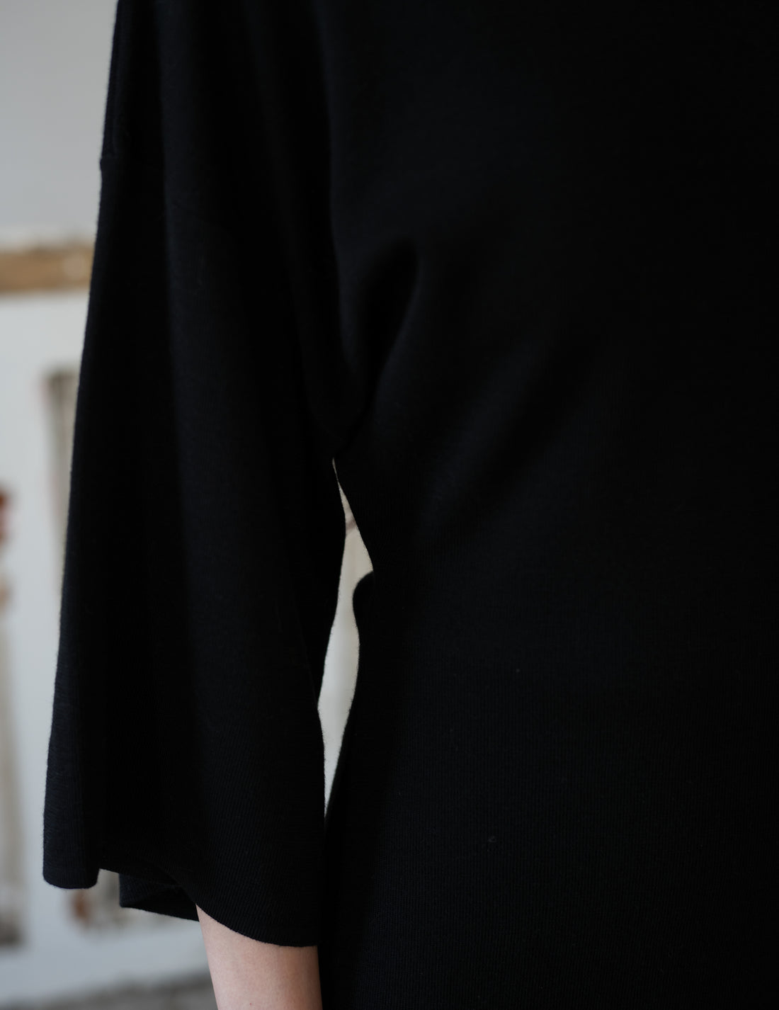 KAMA Merino Wool Top・Black