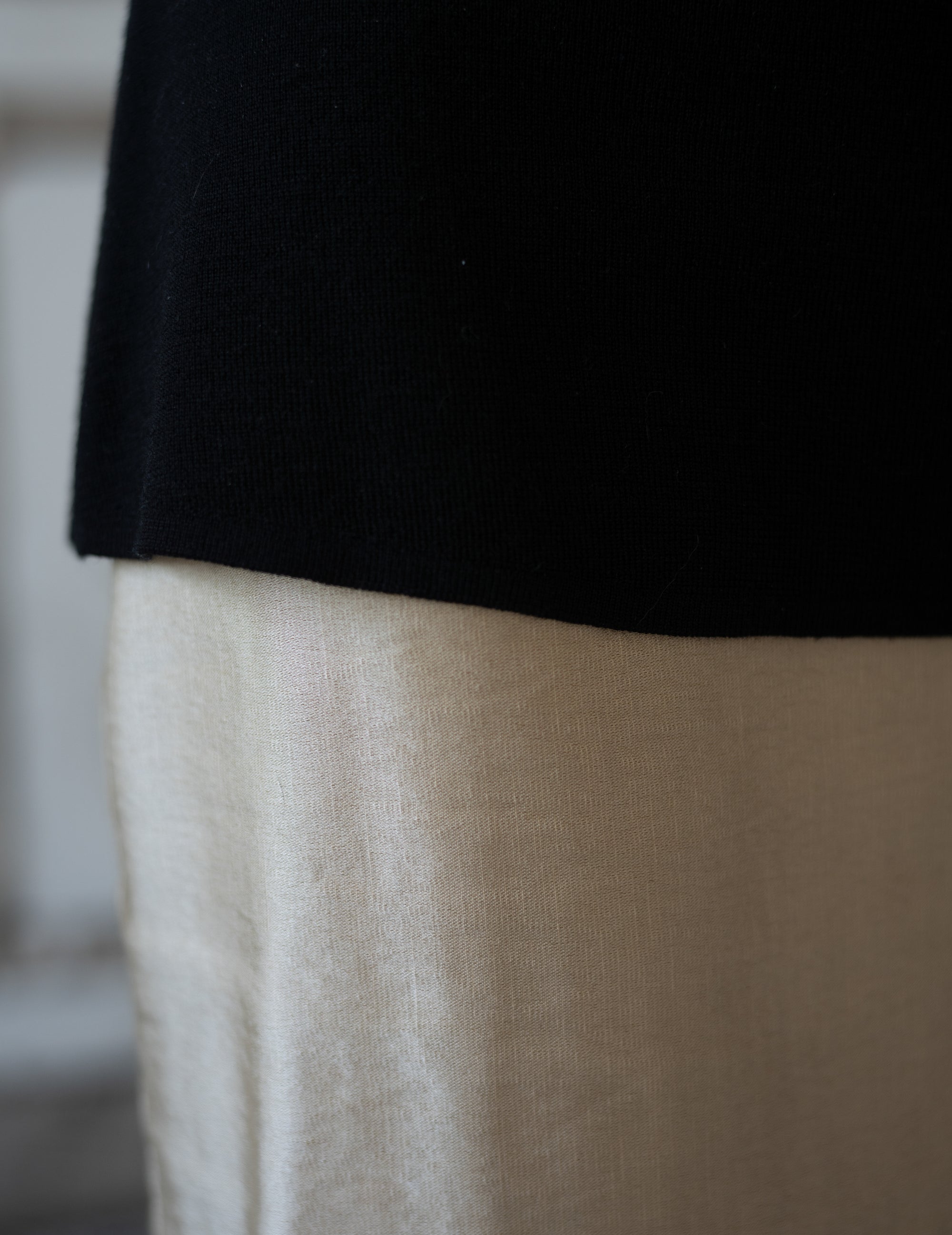 KAMA Merino Wool Top・Black