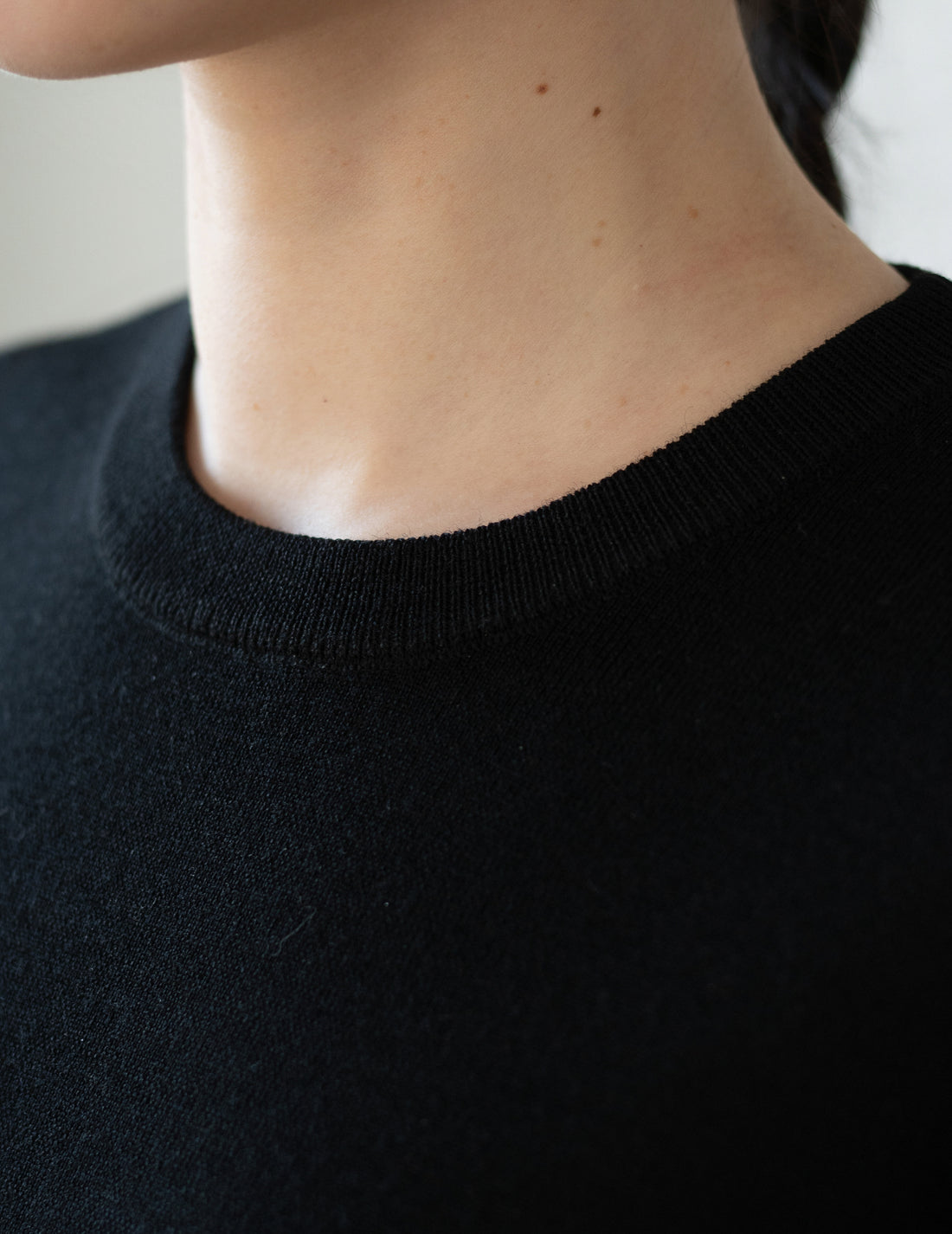KAMA Merino Wool Top・Black