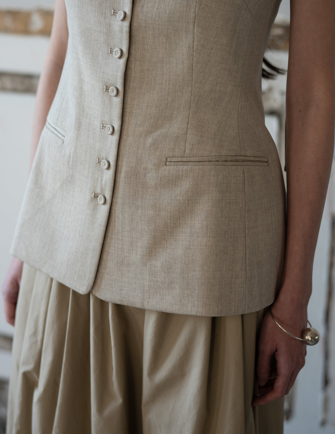 True Soft Wool Tailored Top・Sand