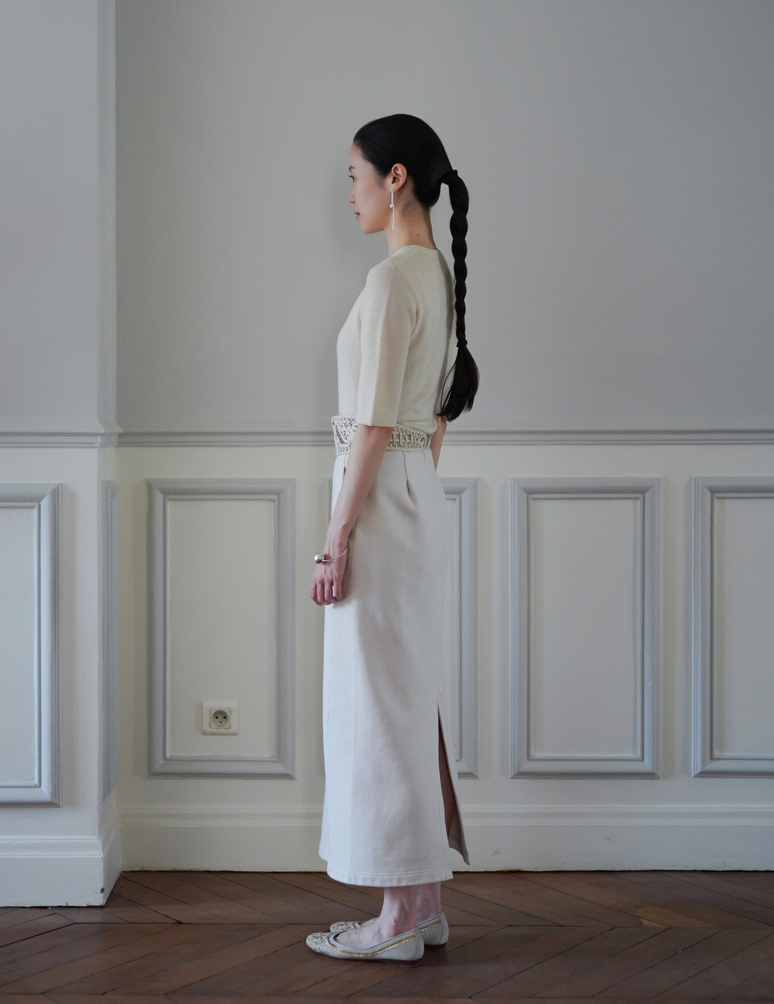 Mark Kenly Domino Tan ｜ Kami Cashmere Top・Ivory