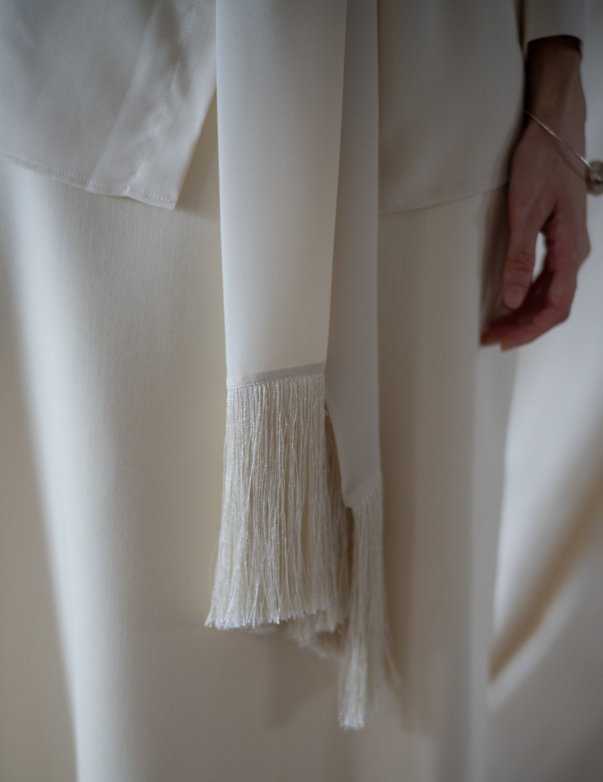 Belt Fringe Shirt・Ivory