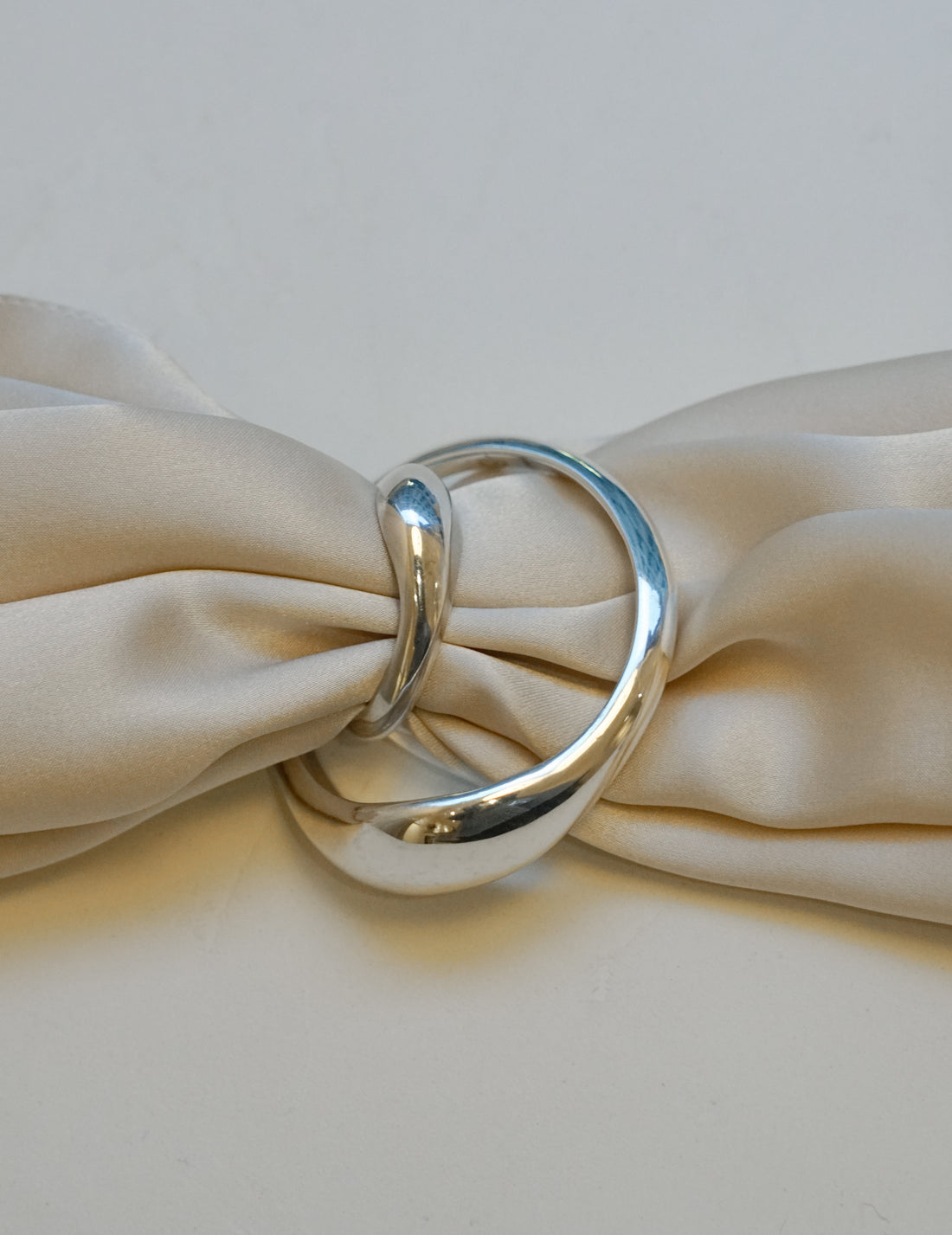 KATARZYNA CICHY | Delos Scarf Ring・Small