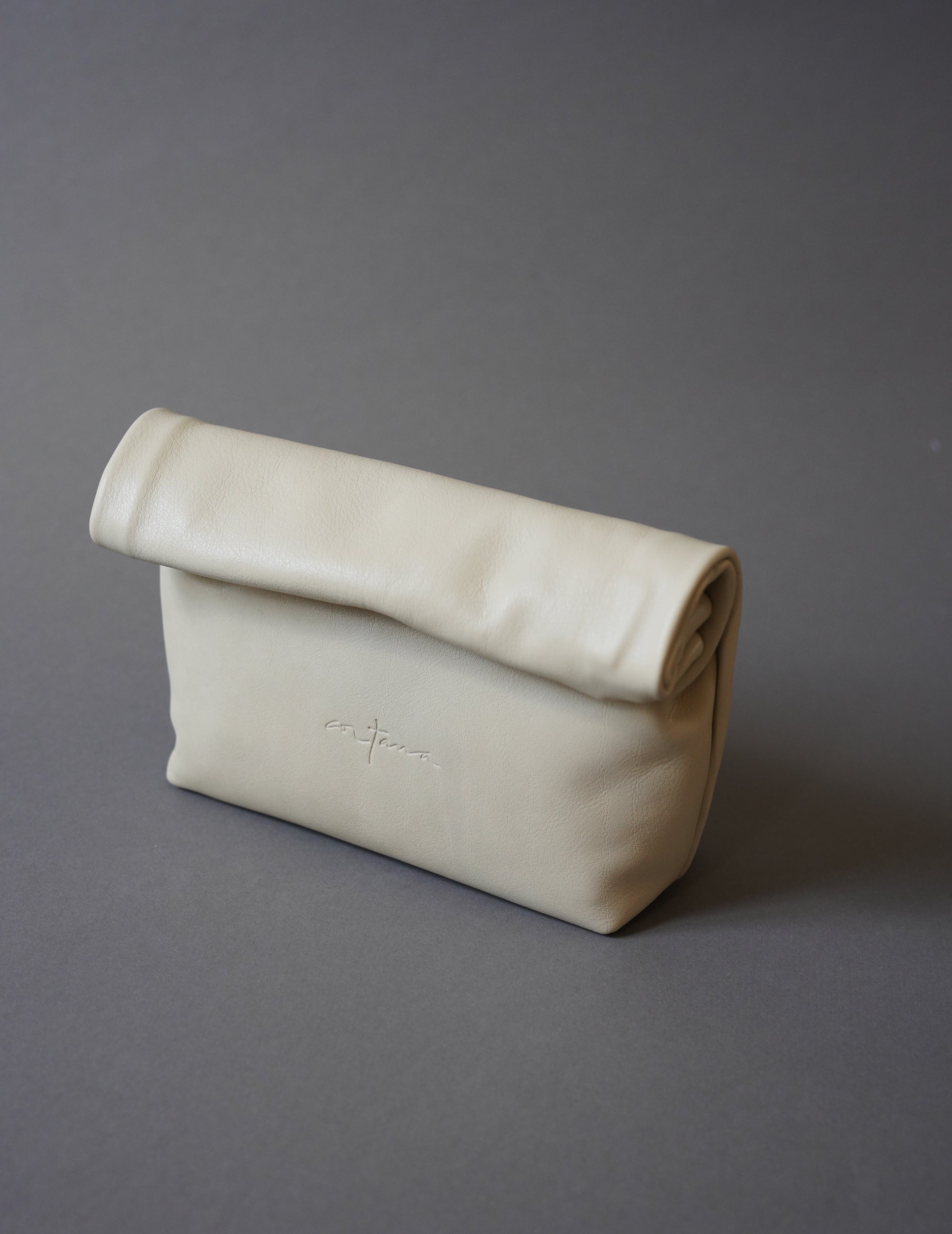 CORTANA | Delhi S Clutch・Ecru