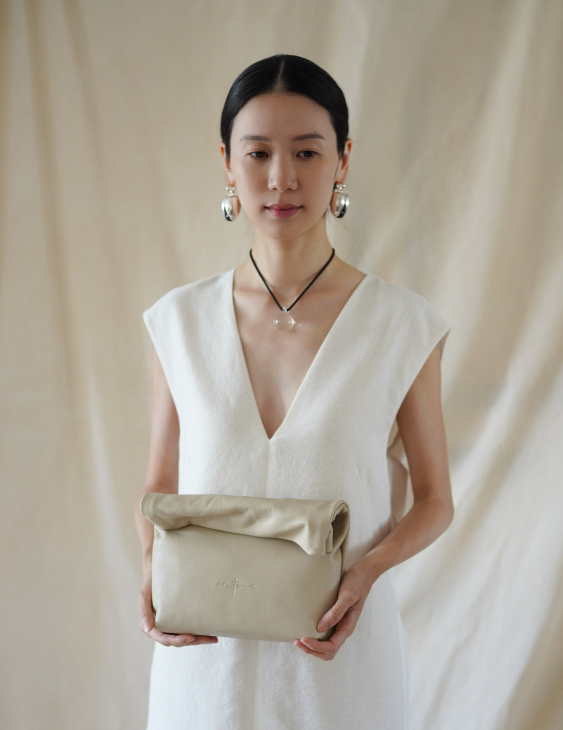 CORTANA | Delhi S Clutch・Ecru