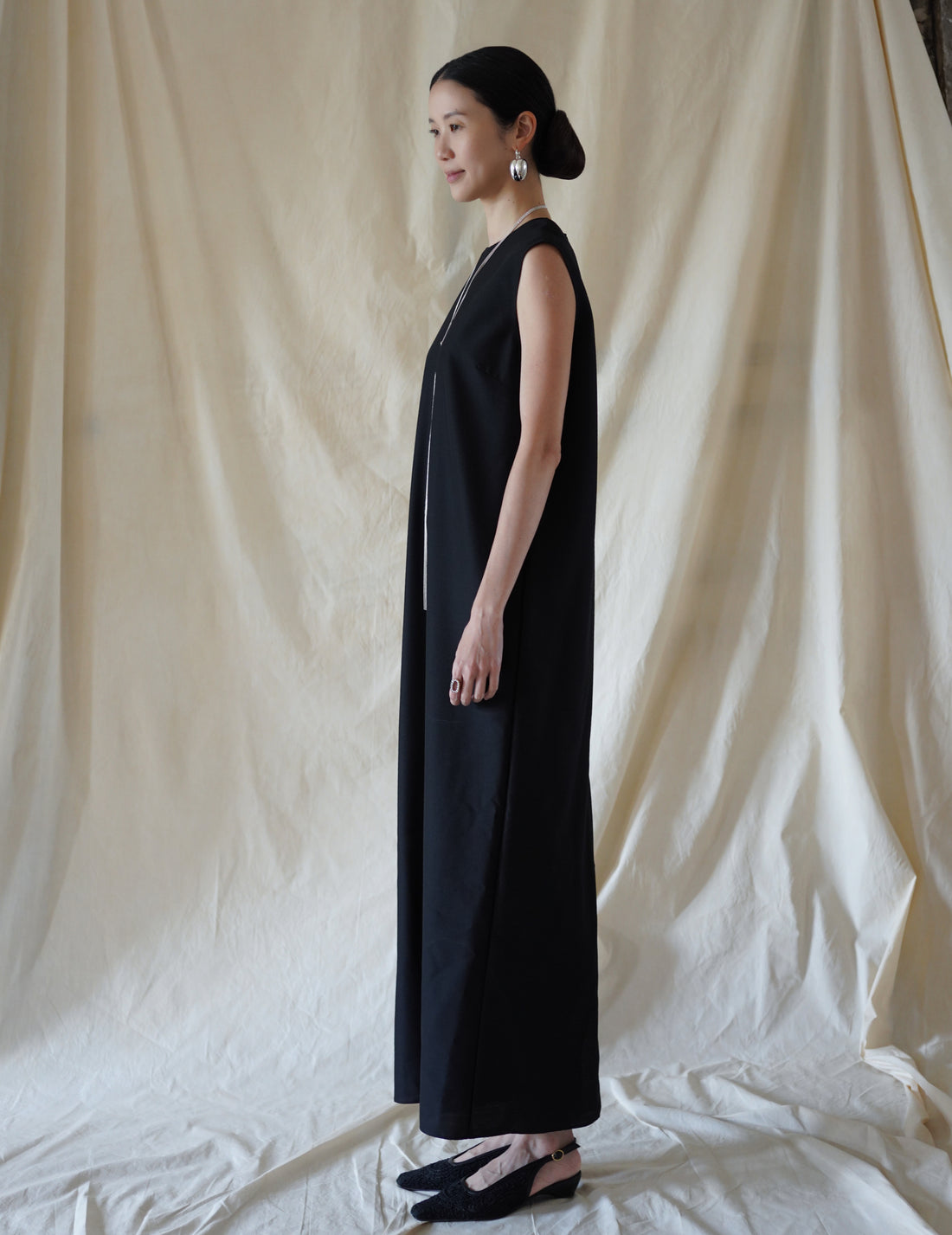 SCEARN | Wool Silk Dress・Black