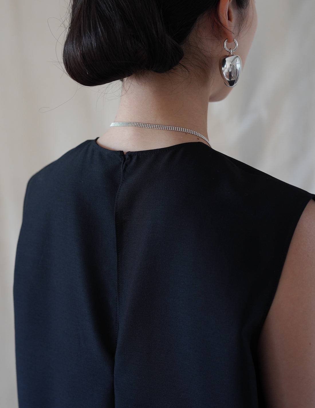 SCEARN | Wool Silk Dress・Black