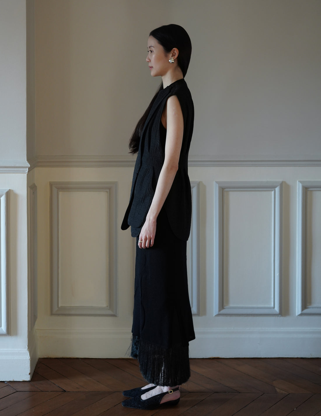 Mame Kurogouchi  | Grain Finish Flap Front Vest・Black