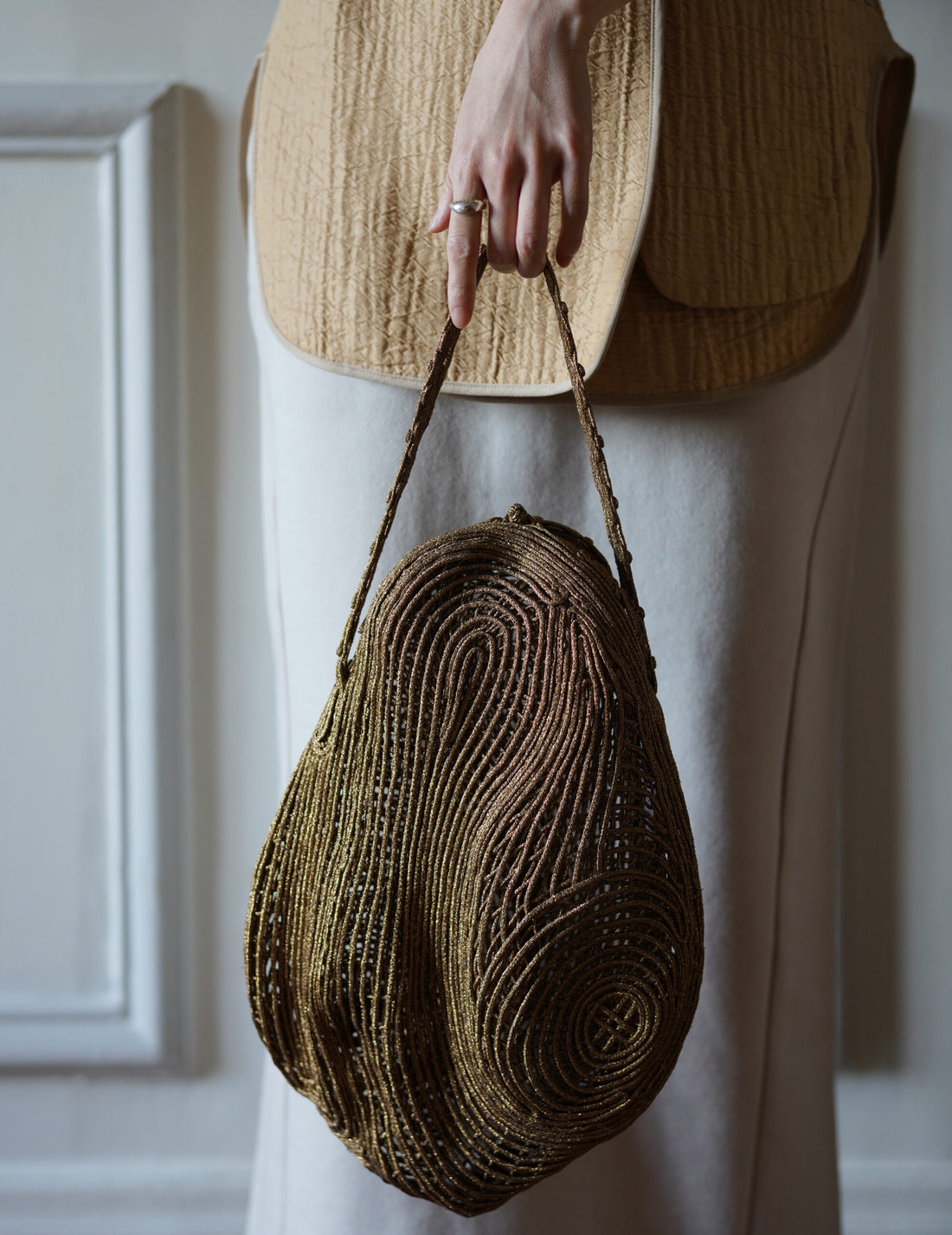 Mame Kurogouchi | Cording Embroidery Stone Round Shape Mini Bag・Gold