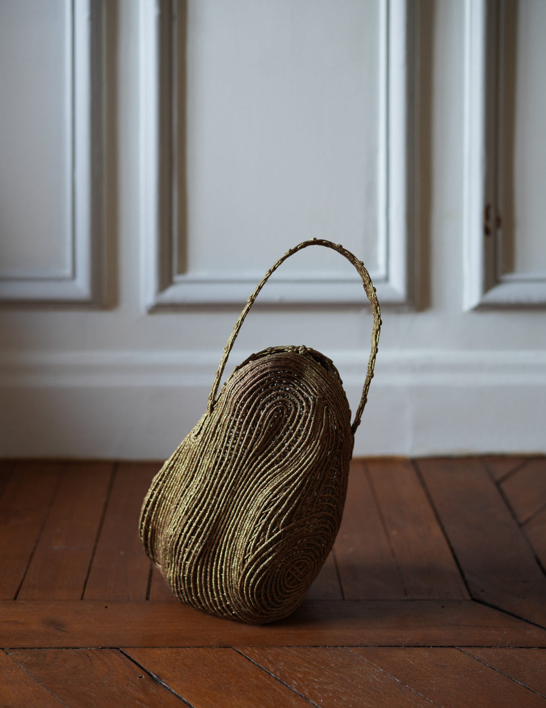 Mame Kurogouchi | Cording Embroidery Stone Round Shape Mini Bag・Gold
