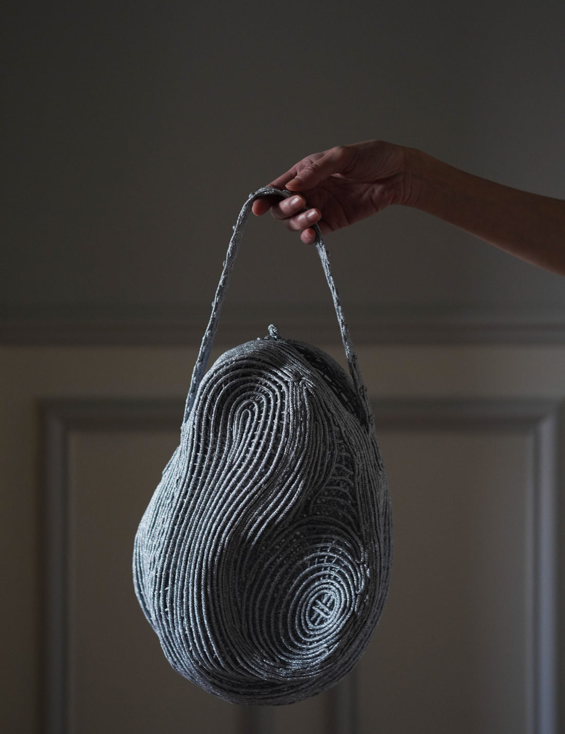 Mame Kurogouchi | Cording Embroidery Stone Round Shape Mini Bag・Silver