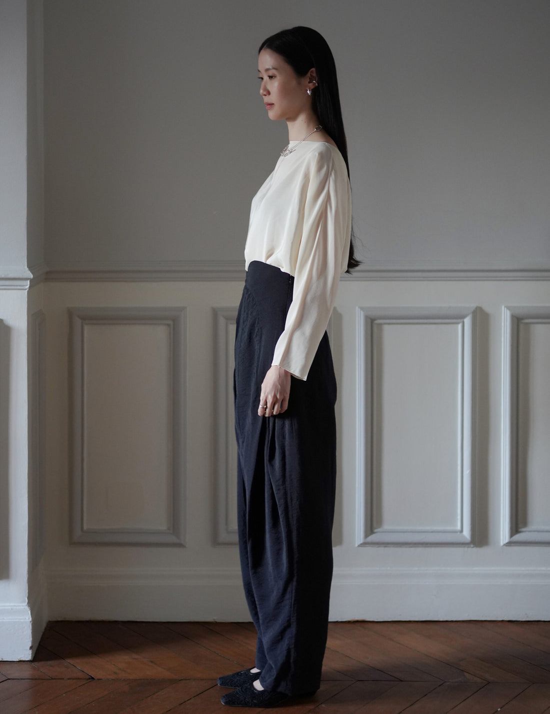 Mame Kurogouchi  | Volume Tuck High Waisted Wide Trousers・Black