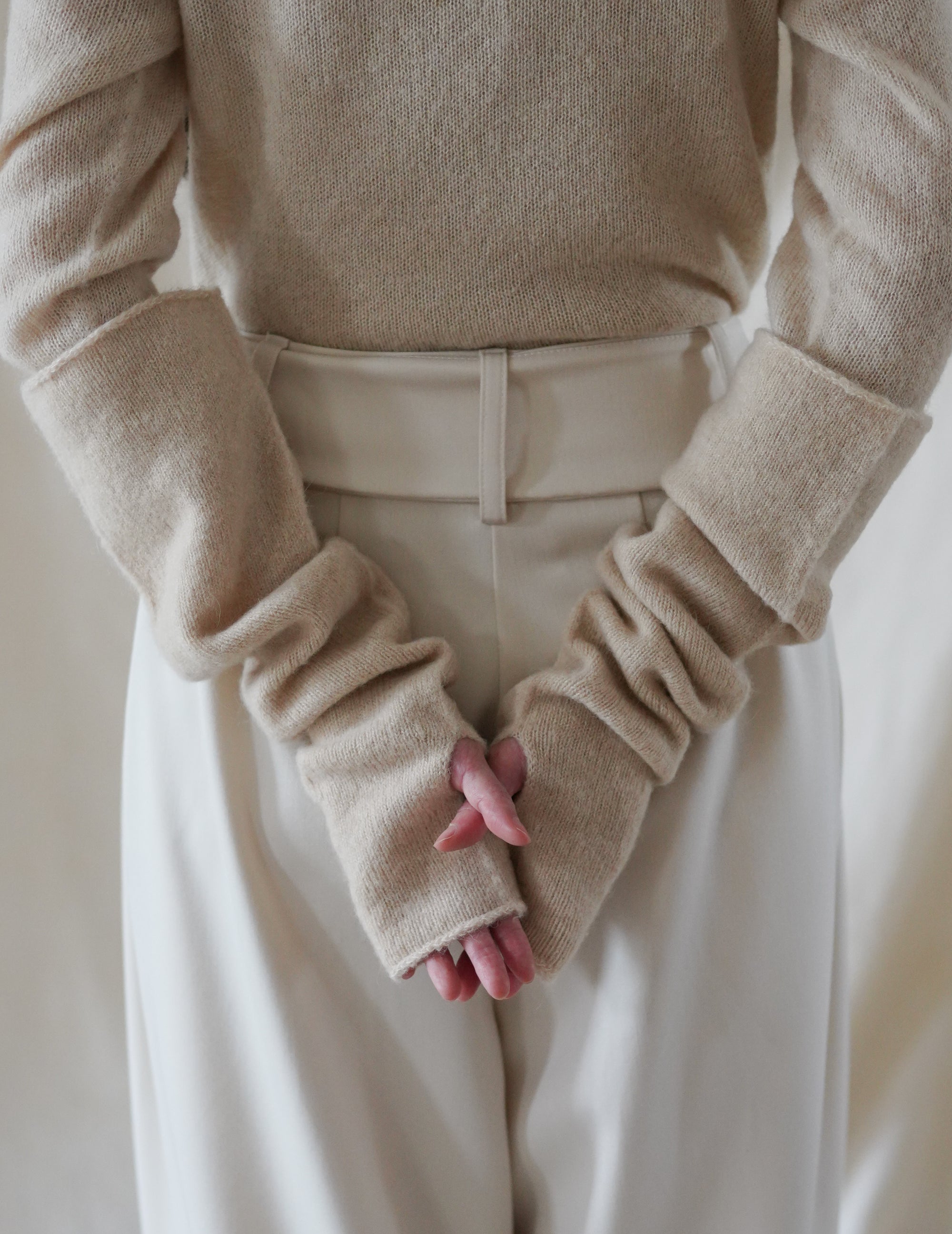 HANA MITTENS - IVORY