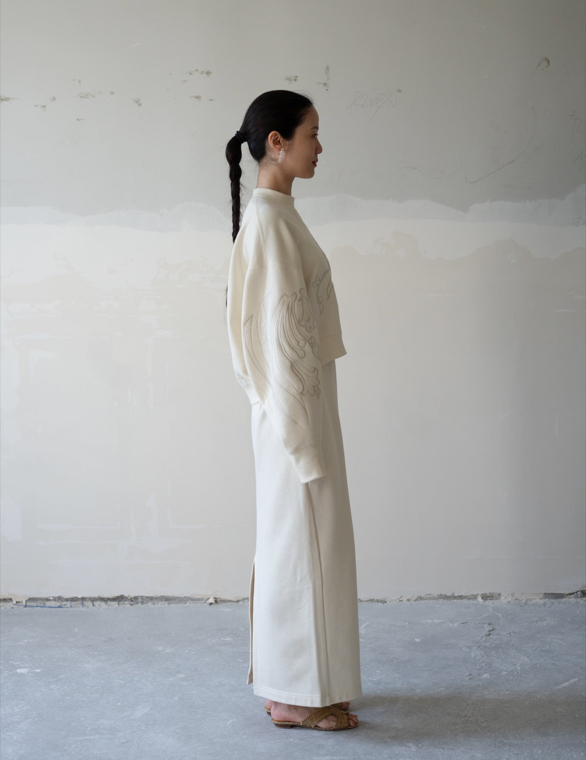 Floral Embroidery Sweat Skirt・Ecru