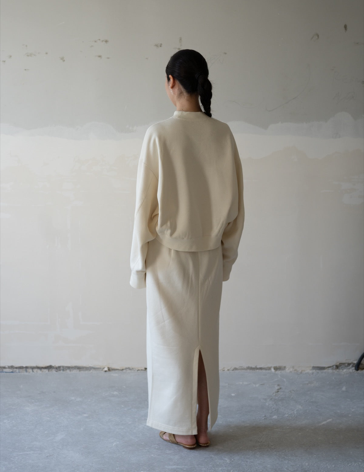 Floral Embroidery Sweat Skirt・Ecru