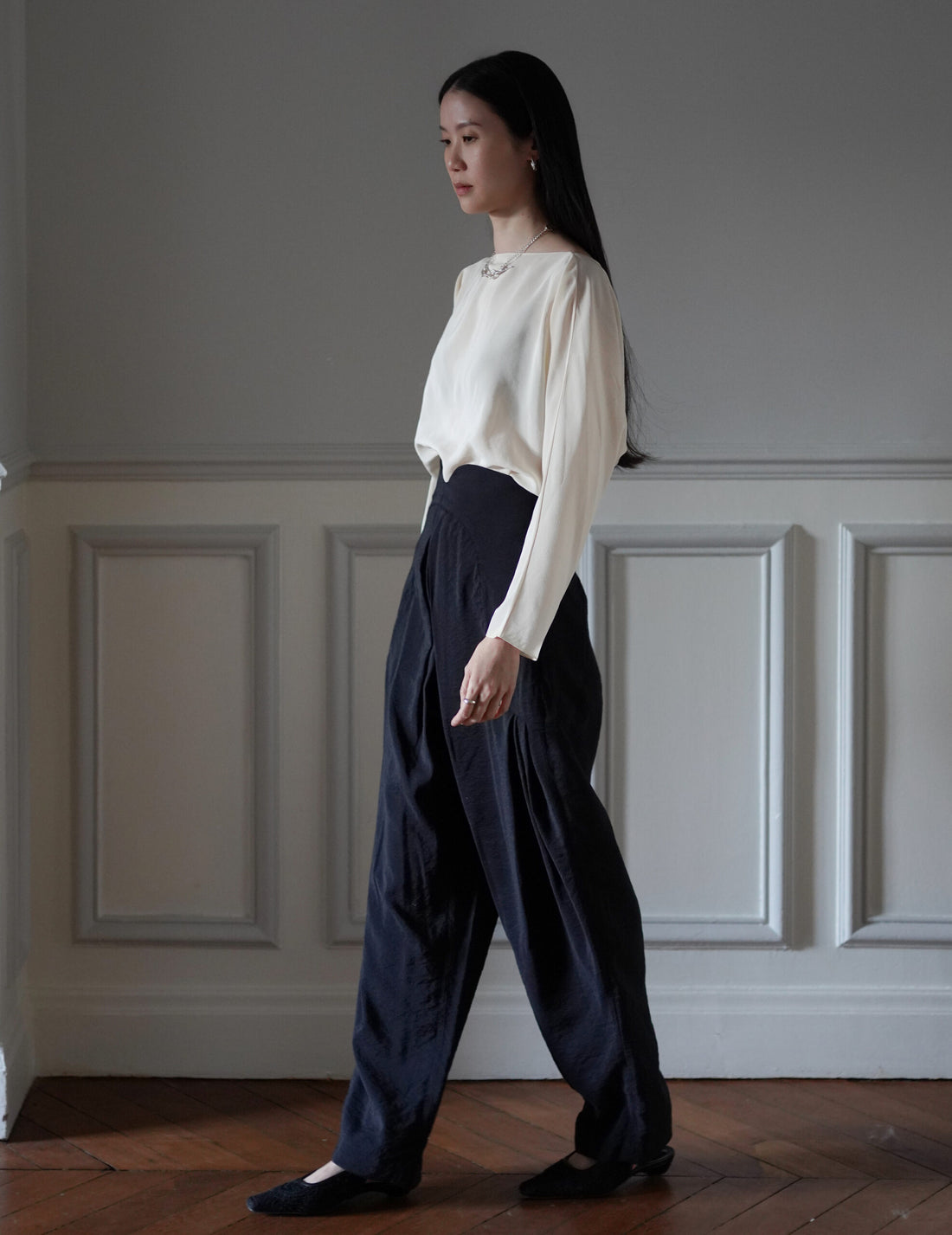 Mame Kurogouchi  | Volume Tuck High Waisted Wide Trousers・Black