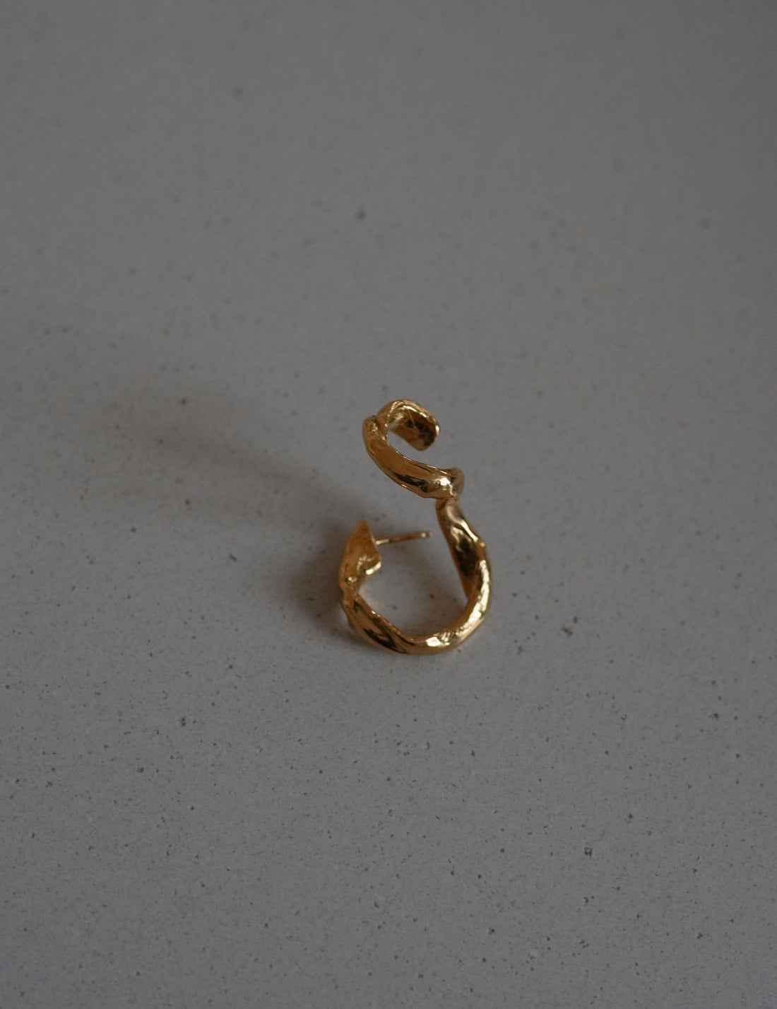 DRIP EARCRAWLER・Gold