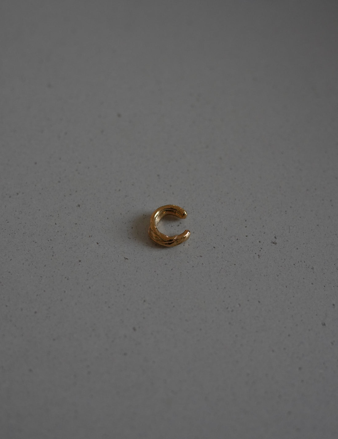 DRIP CHUNKY EAR CUFF・Gold