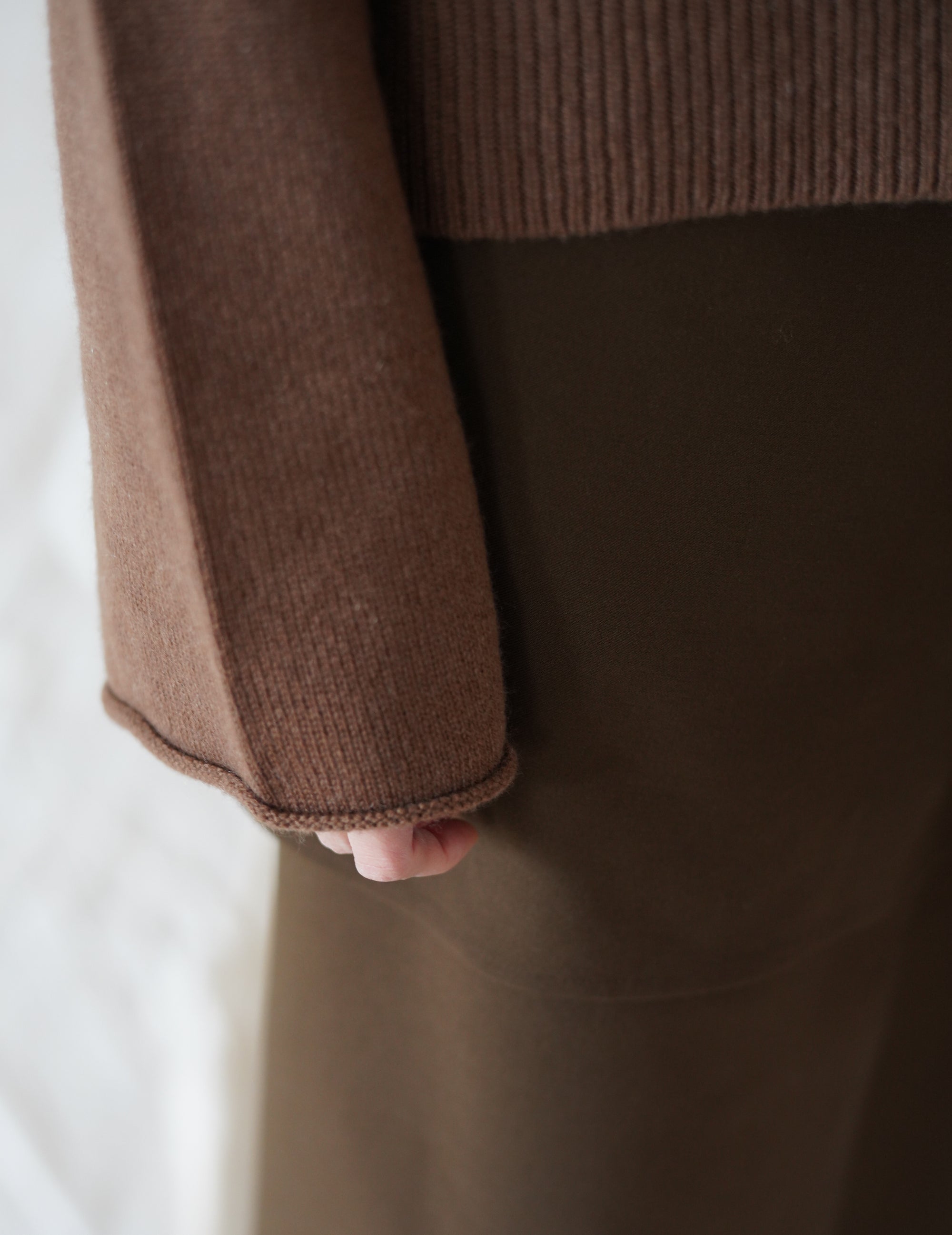 ALICIA SWEATER - Khaki Brown