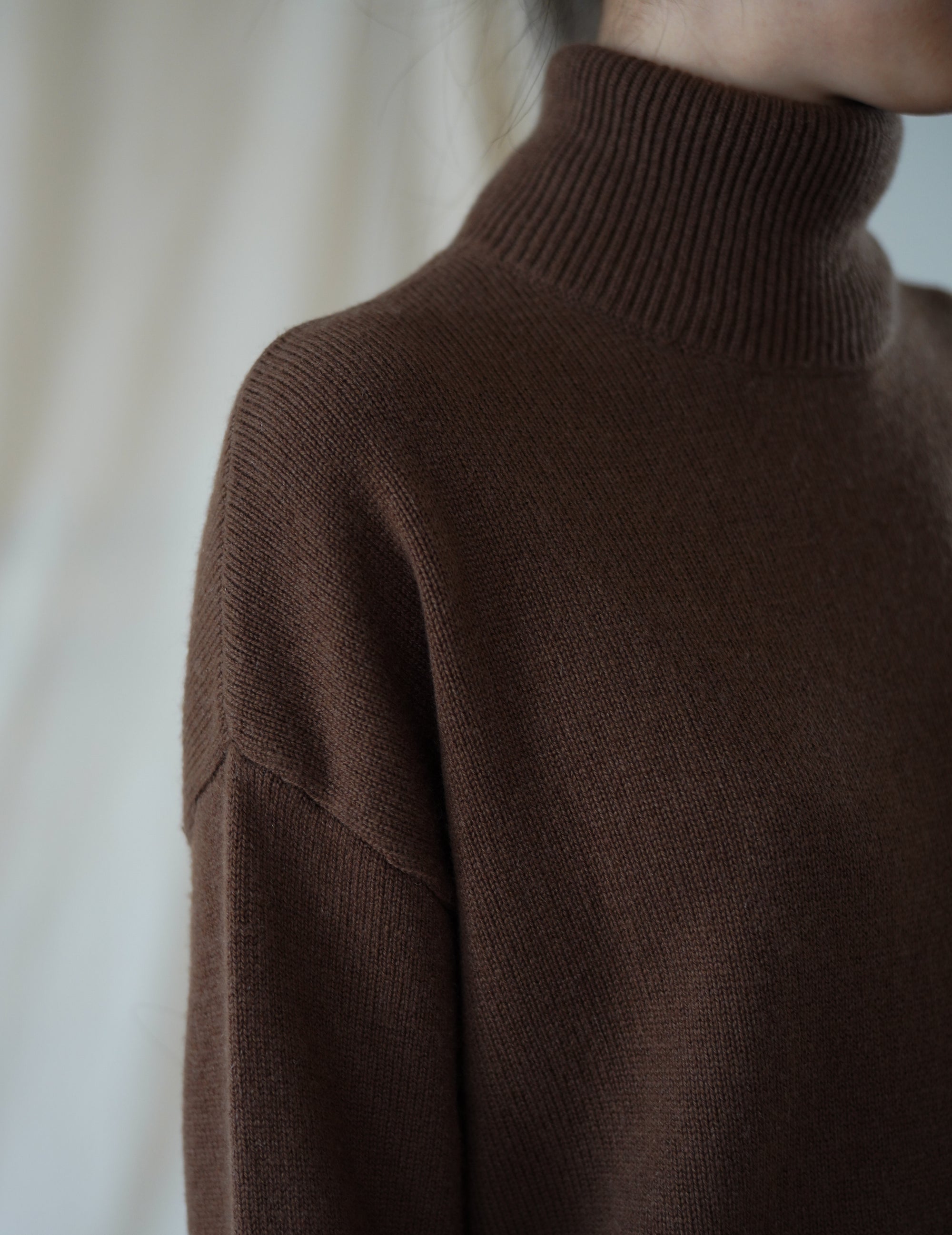 ALICIA SWEATER - Khaki Brown